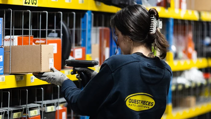 préparation de commande à la douchette
